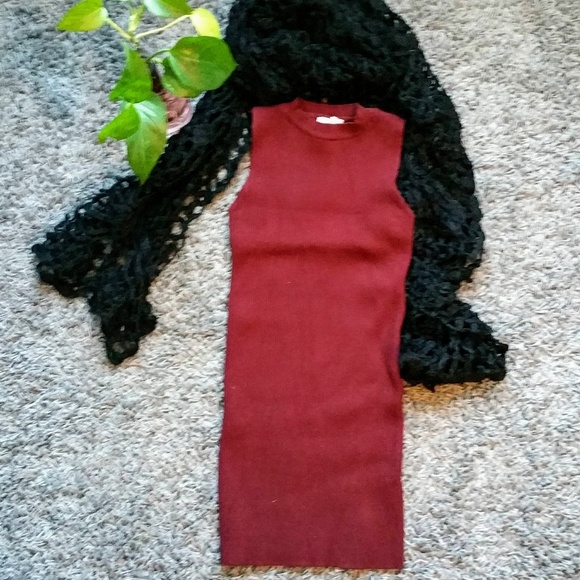 Forever 21 maroon sleeveless sweater/dress - Picture 4 of 4